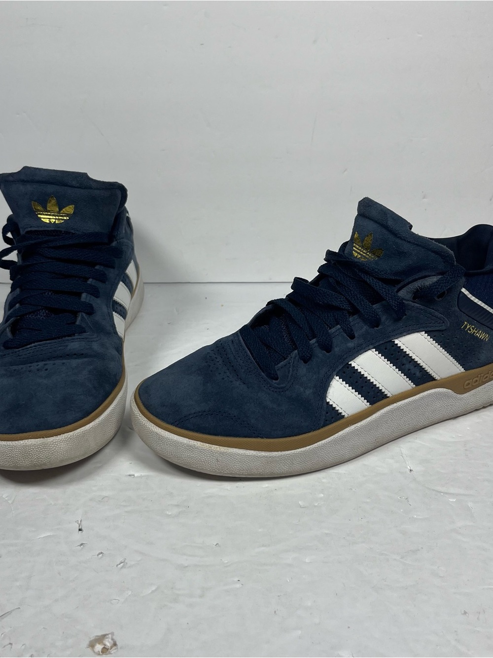 Adidas suede Tyshawn Collegiate Navy Gum 2020 - Size 9